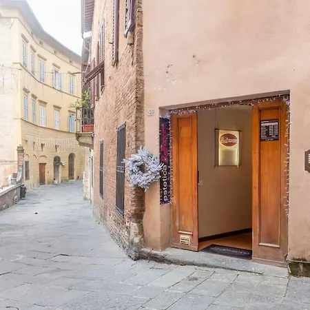 Diacceto 23 - Nel Cuore Del Centro Storico Apartmán